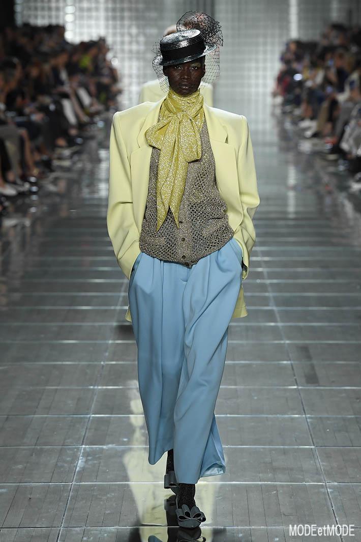 2019SS Marc Jacobs runway  gold cardigan