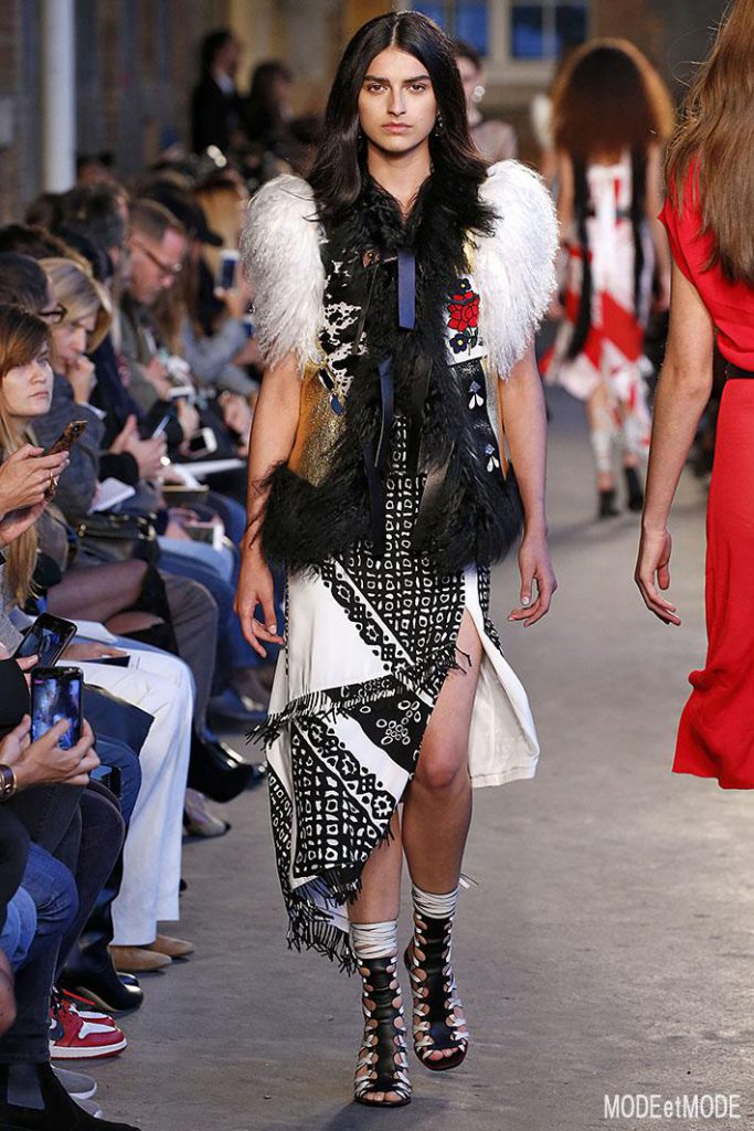 ALTUZARRA_ss18_011