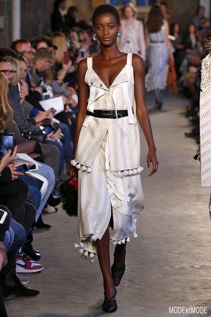 ALTUZARRA_ss18_032