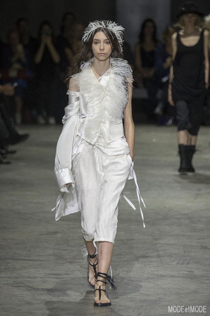 ANN_DEMEULEMEESTER_ss18_011