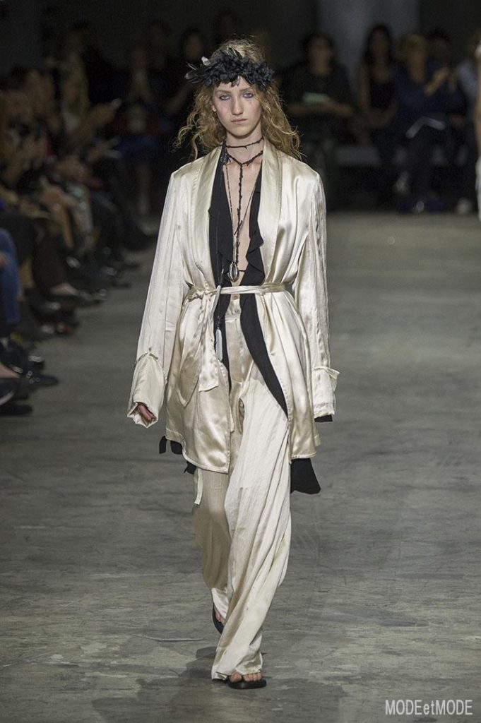 ANN_DEMEULEMEESTER_ss18_015