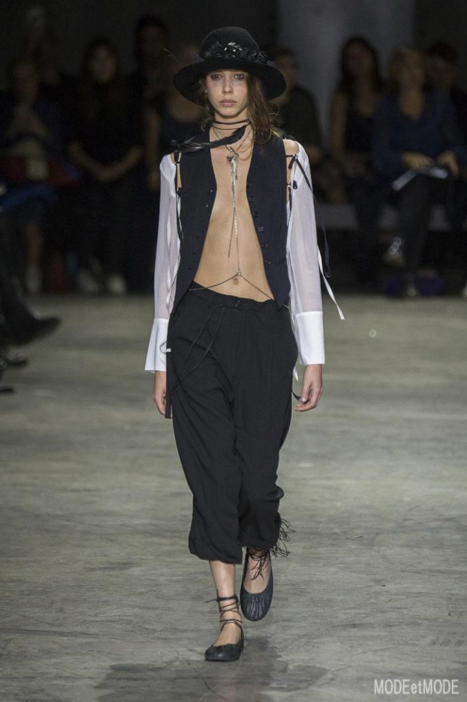 ANN_DEMEULEMEESTER_ss18_021