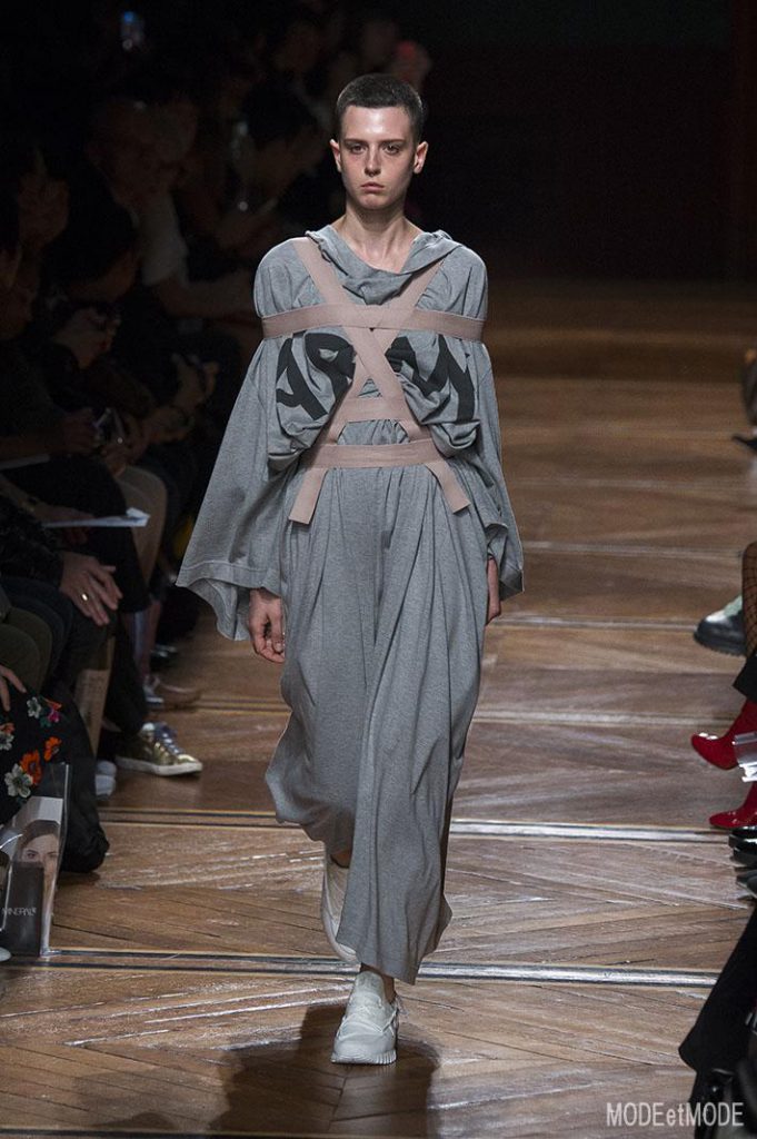 ANREALAGE_ss18_008