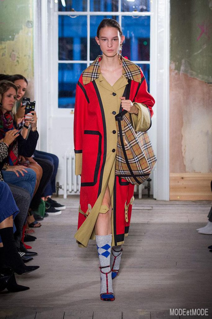 BURBERRY_ss18_002