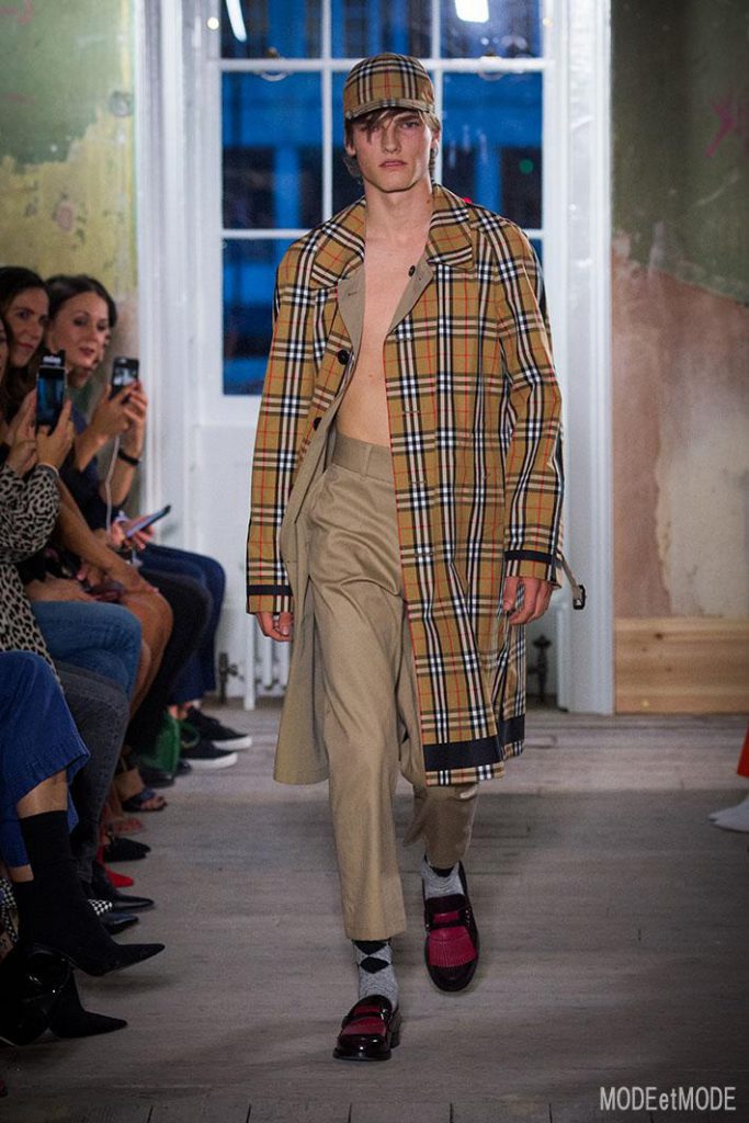 BURBERRY_ss18_005