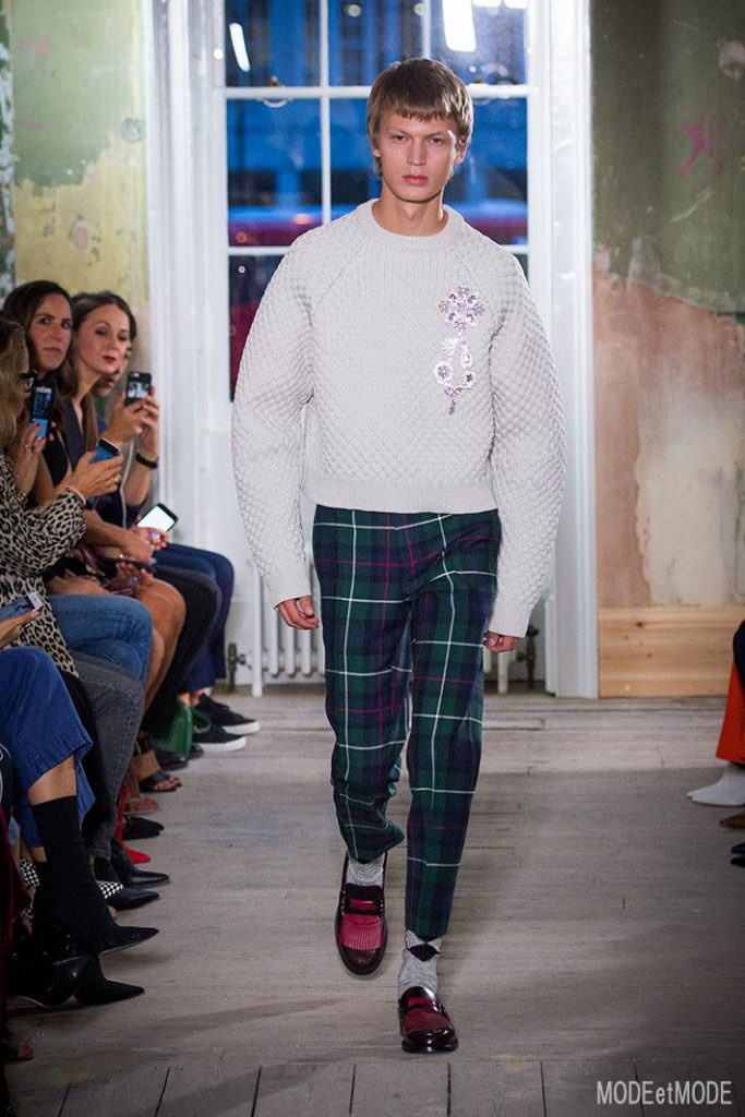 BURBERRY_ss18_013