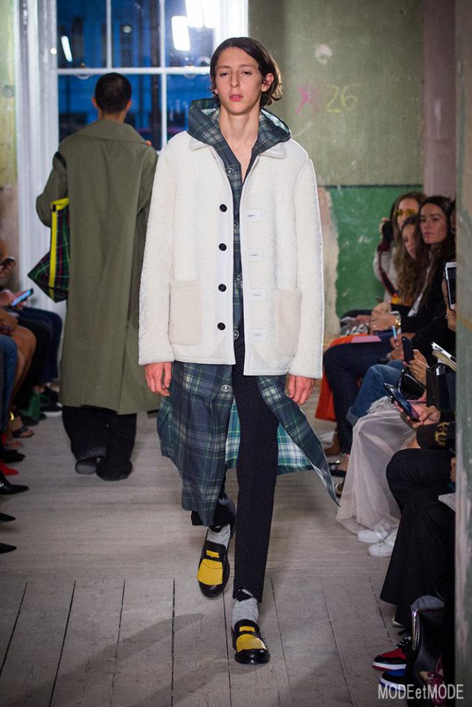 BURBERRY_ss18_019