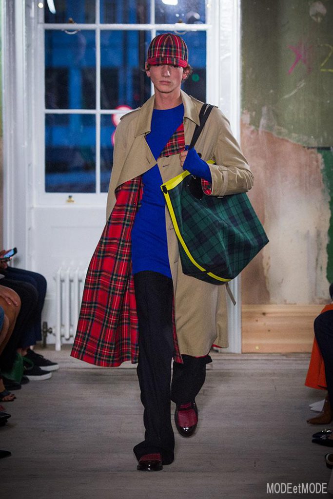 BURBERRY_ss18_024
