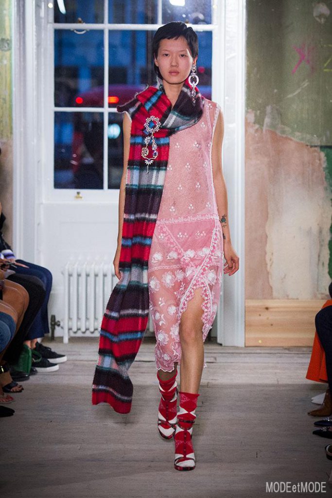 BURBERRY_ss18_035