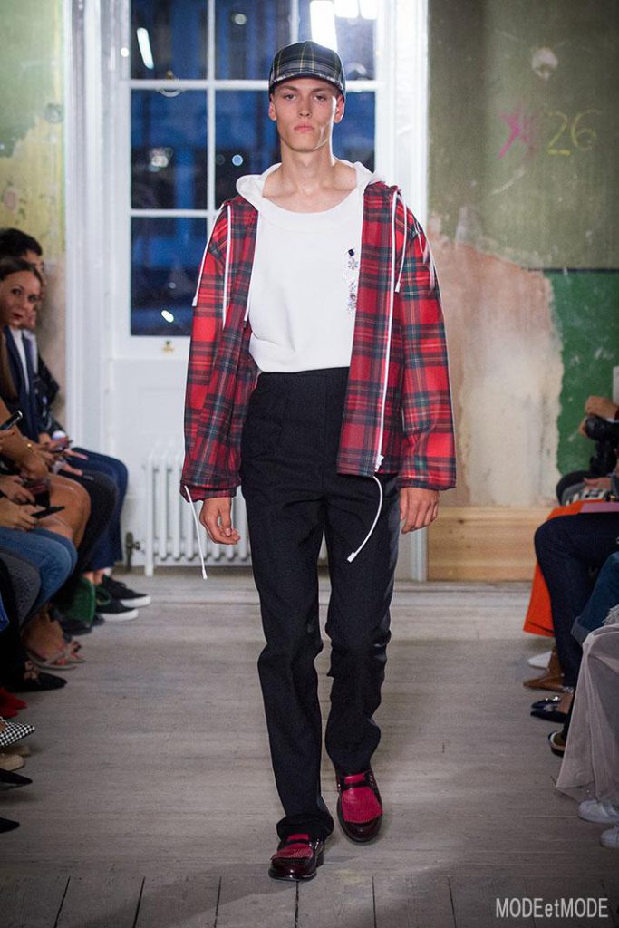 BURBERRY_ss18_049