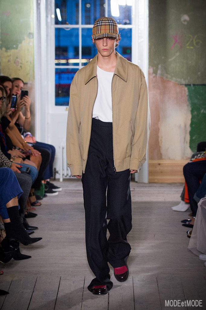 BURBERRY_ss18_056