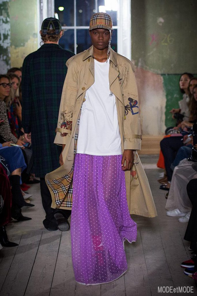 BURBERRY_ss18_069