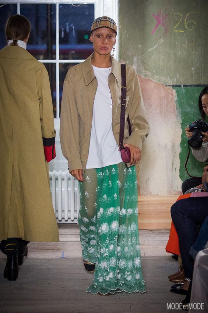 BURBERRY_ss18_077