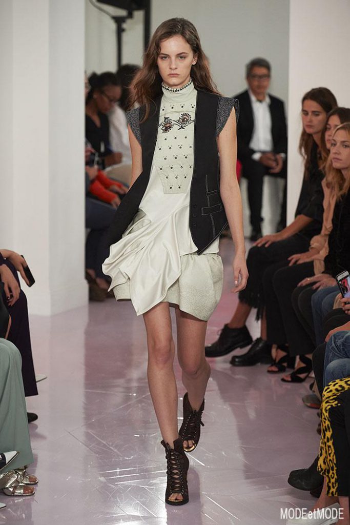 CHLOE_ss18_017