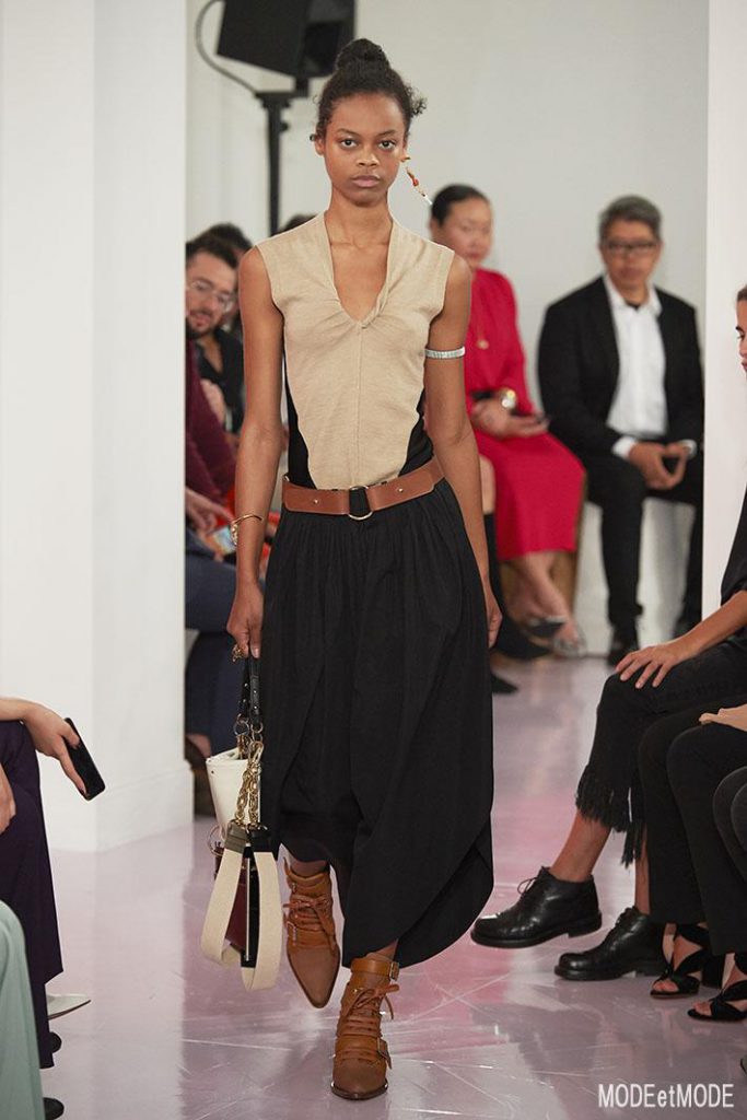 CHLOE_ss18_023