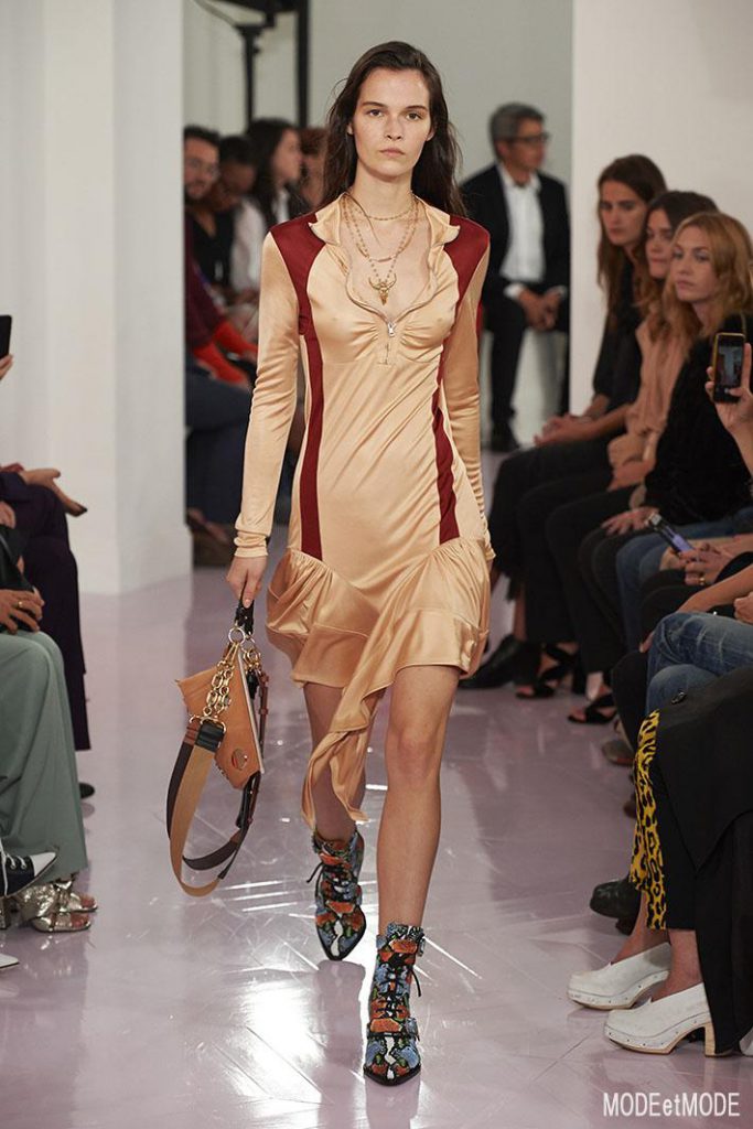 CHLOE_ss18_030