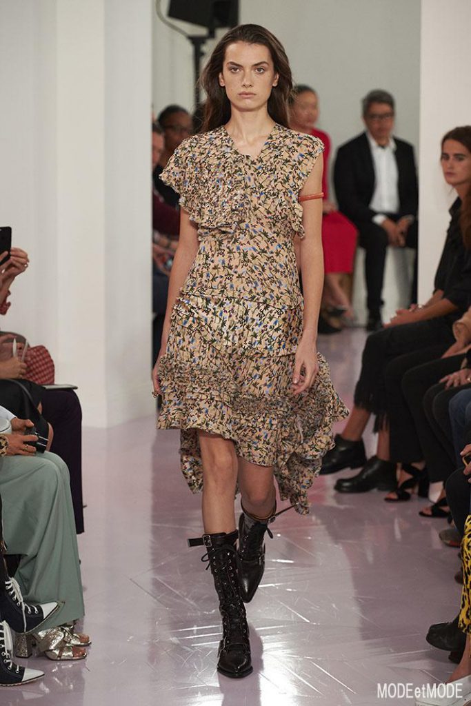 CHLOE_ss18_037