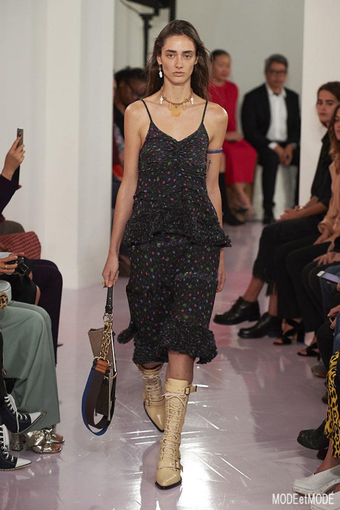CHLOE_ss18_039