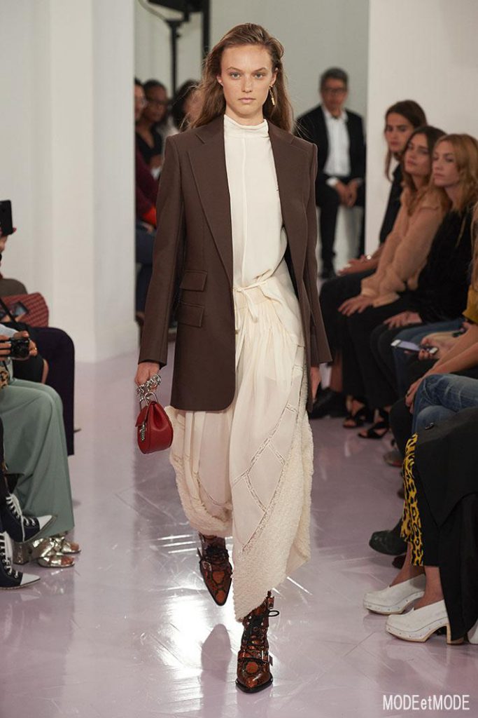 CHLOE_ss18_041