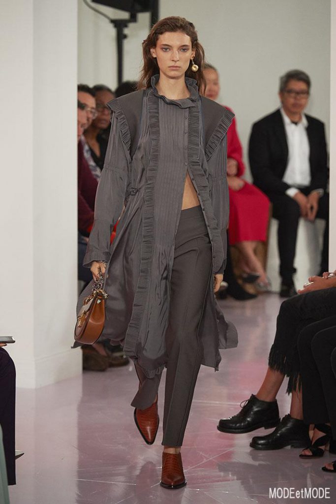 CHLOE_ss18_044