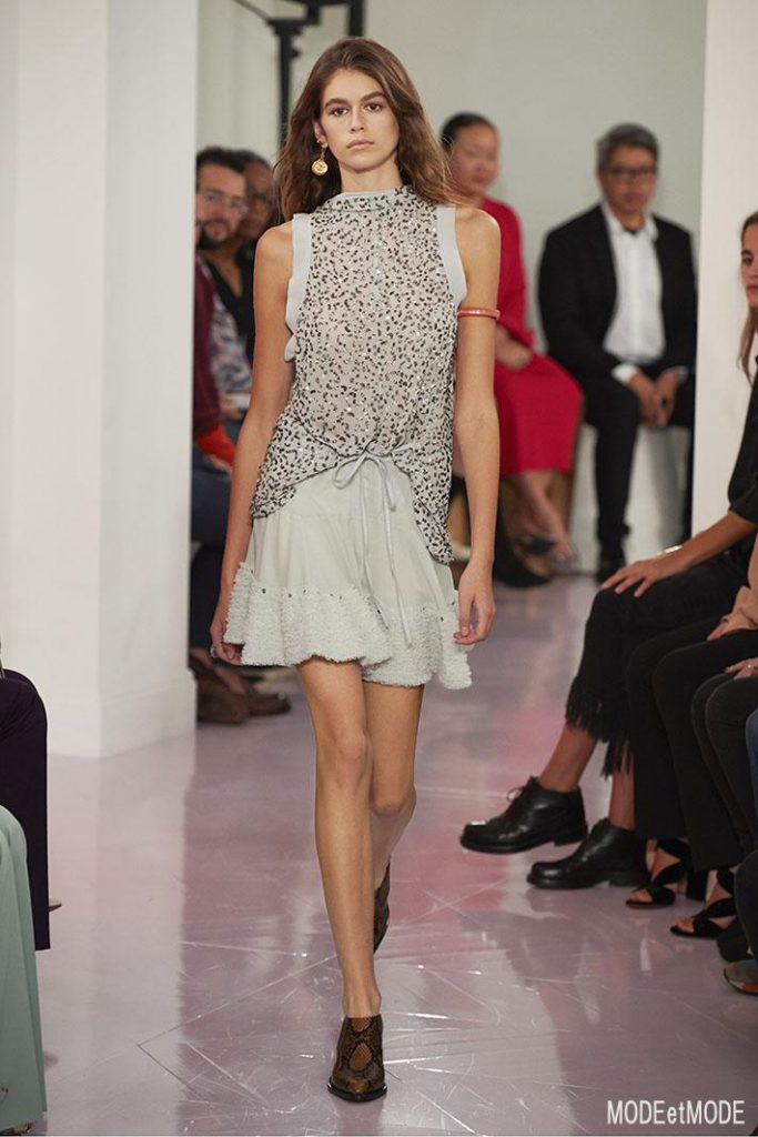CHLOE_ss18_047