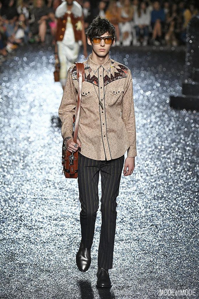 COACH_ss18_054