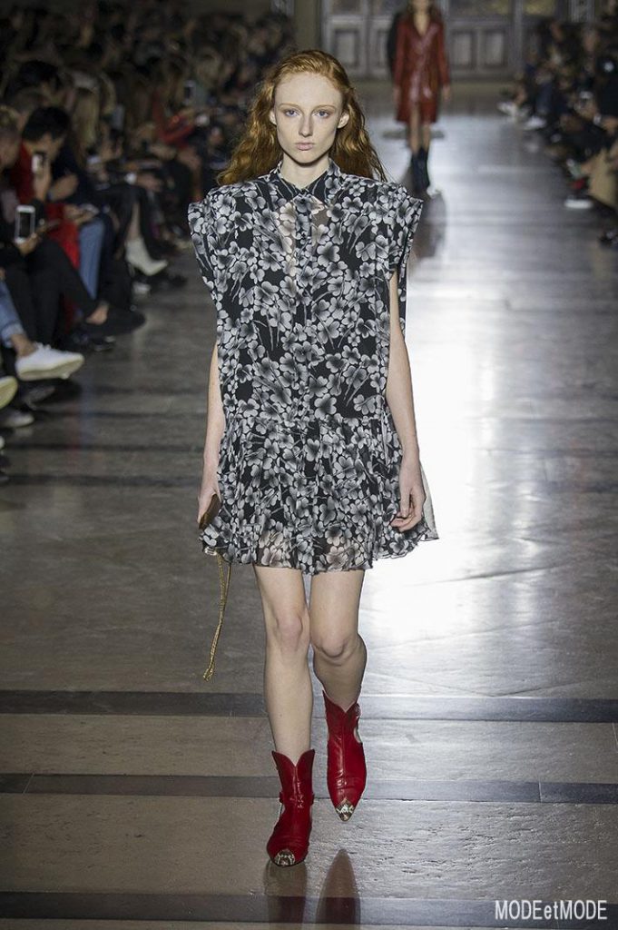 GIVENCHY_ss18_016