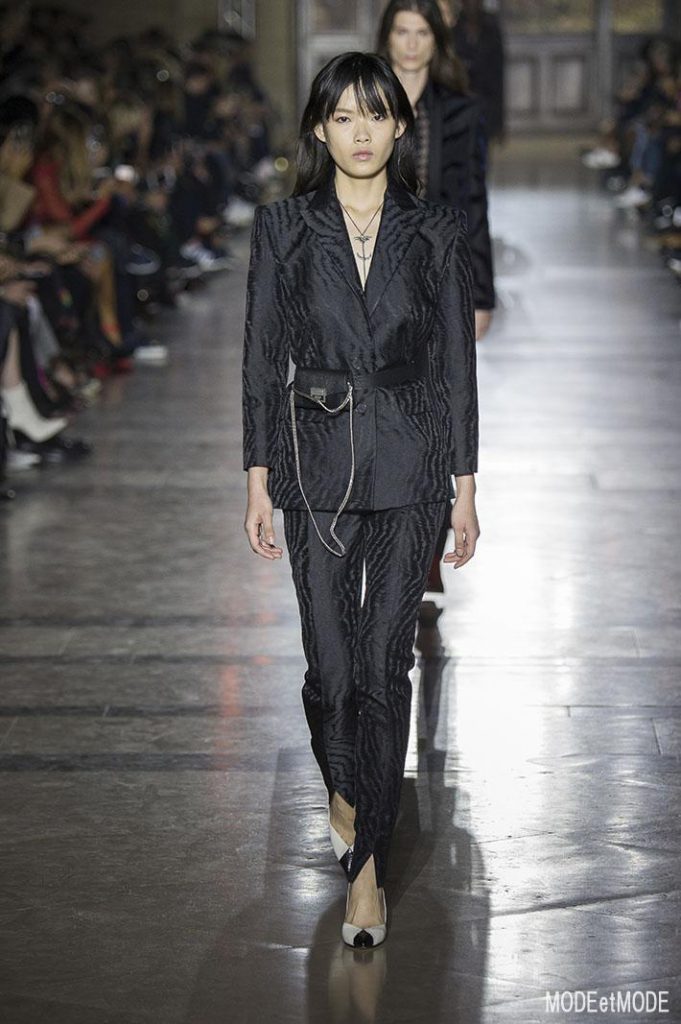 GIVENCHY_ss18_044