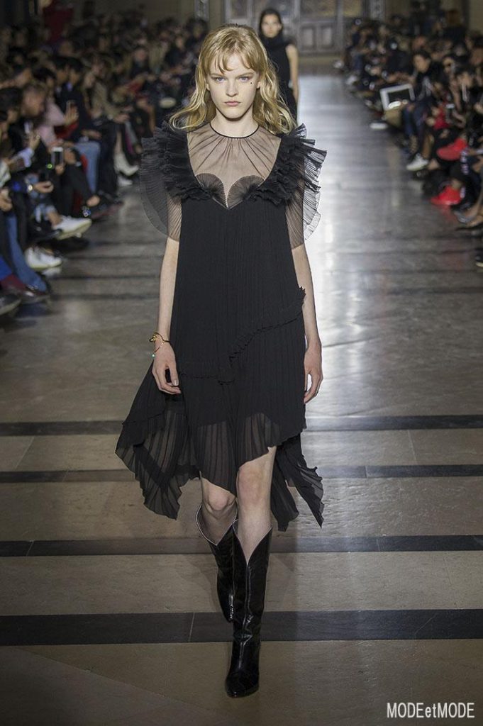 GIVENCHY_ss18_067
