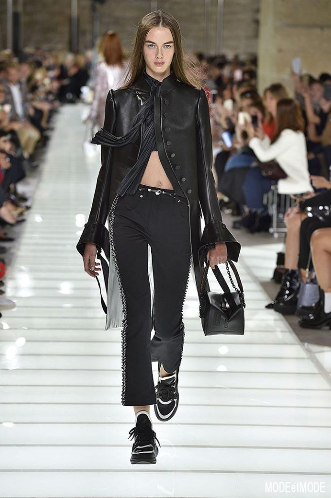 LOUIS_VUITTON_ss18_006