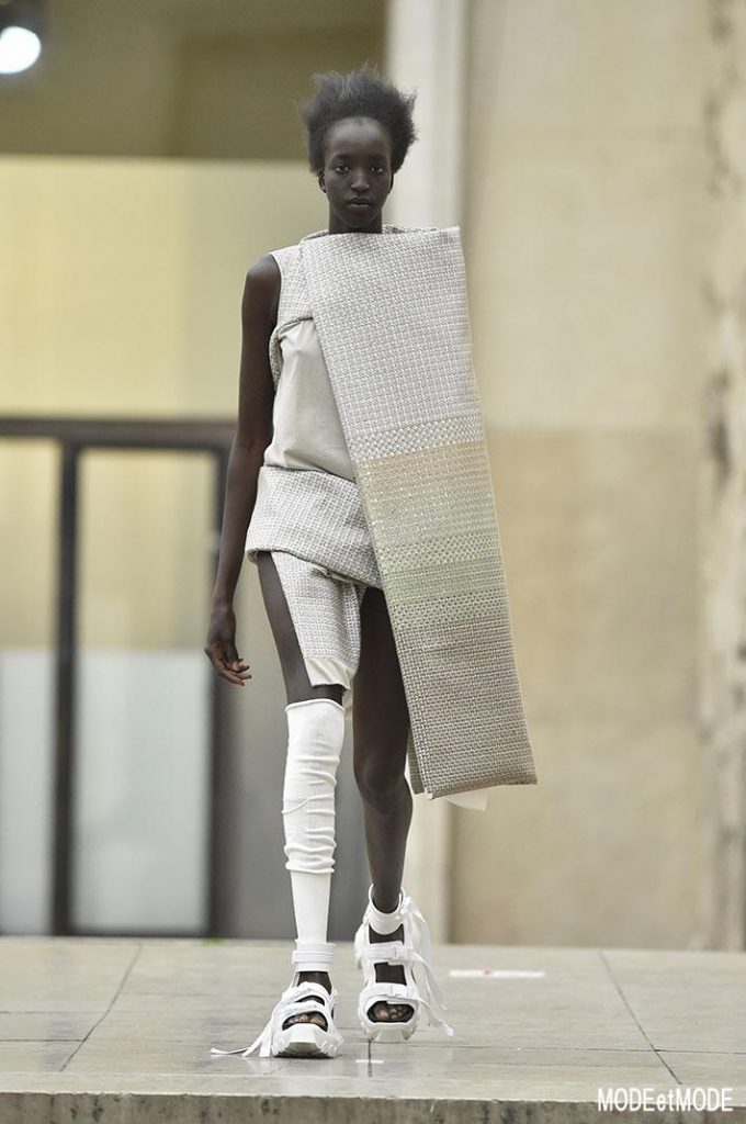 RICK_OWENS_ss18_006