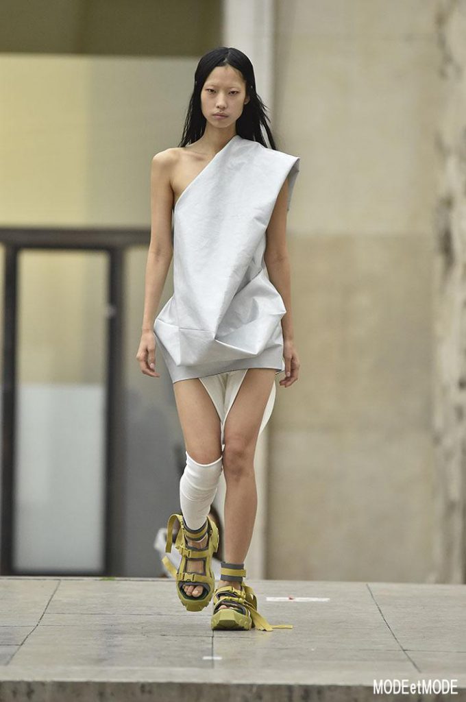 RICK_OWENS_ss18_009