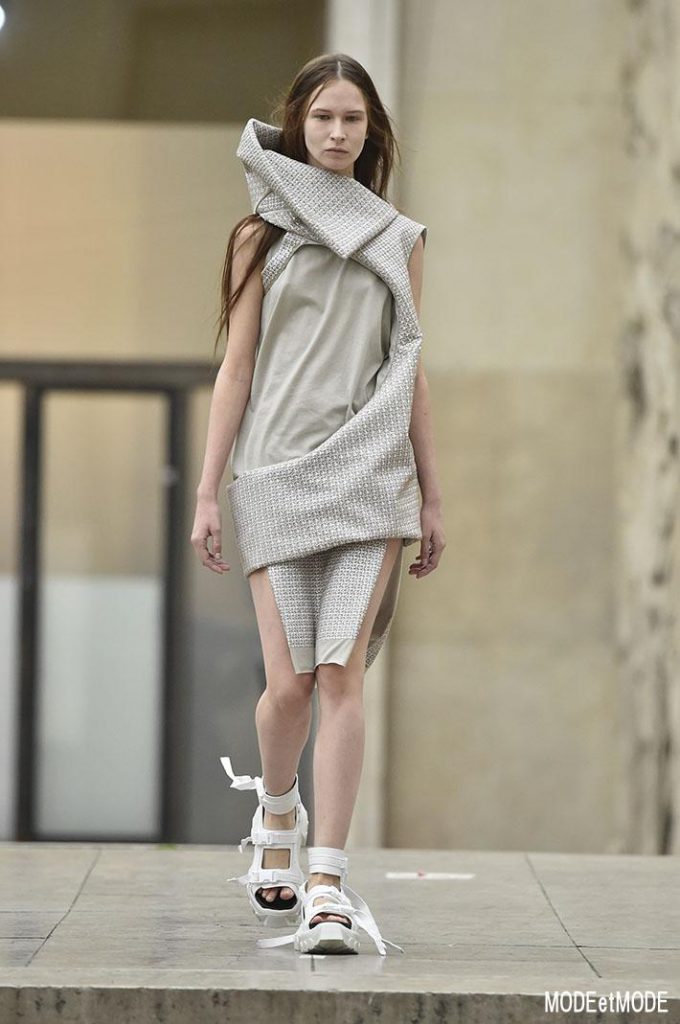RICK_OWENS_ss18_010
