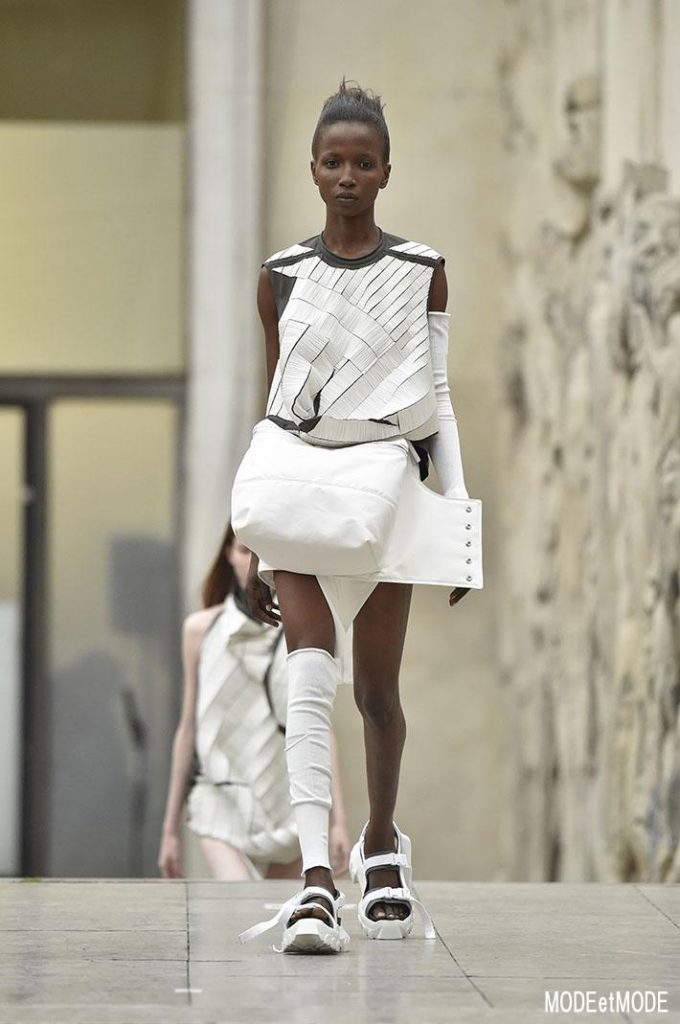 RICK_OWENS_ss18_020