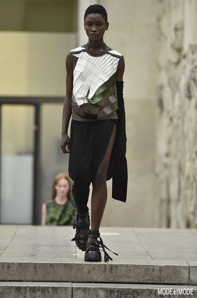 RICK_OWENS_ss18_022