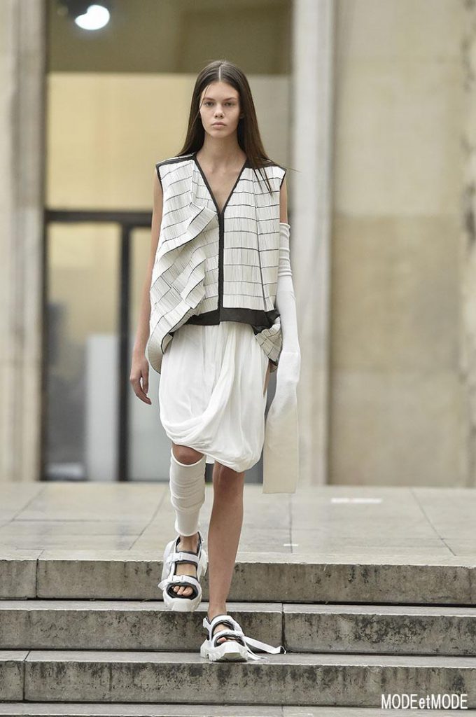RICK_OWENS_ss18_026