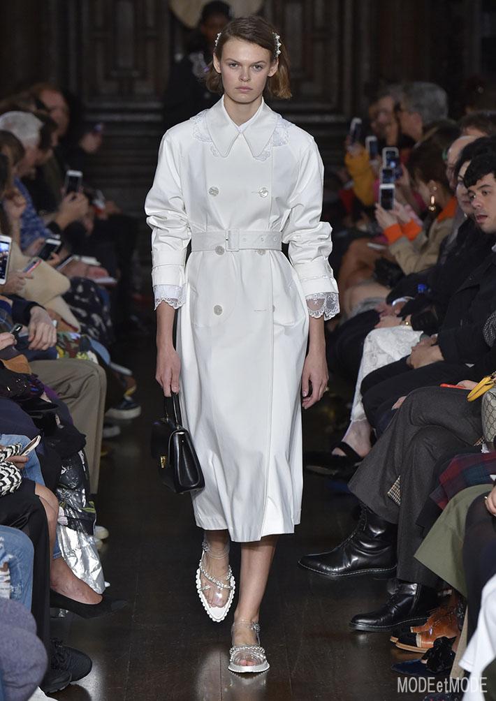 SIMONE_ROCHA_ss18_007