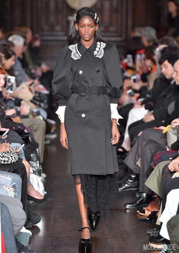 SIMONE_ROCHA_ss18_008