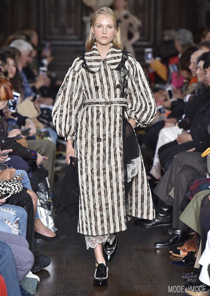 SIMONE_ROCHA_ss18_016