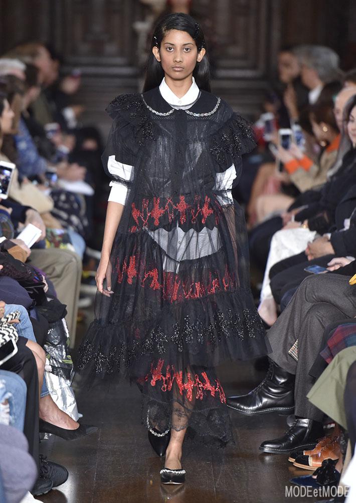 SIMONE_ROCHA_ss18_020