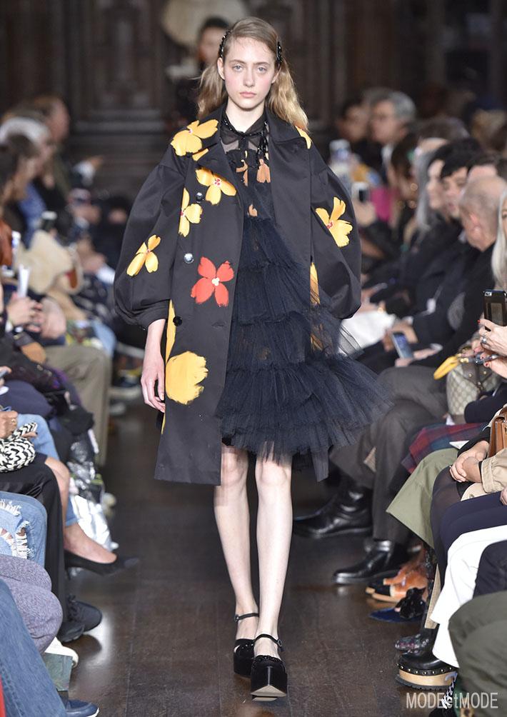 SIMONE_ROCHA_ss18_024
