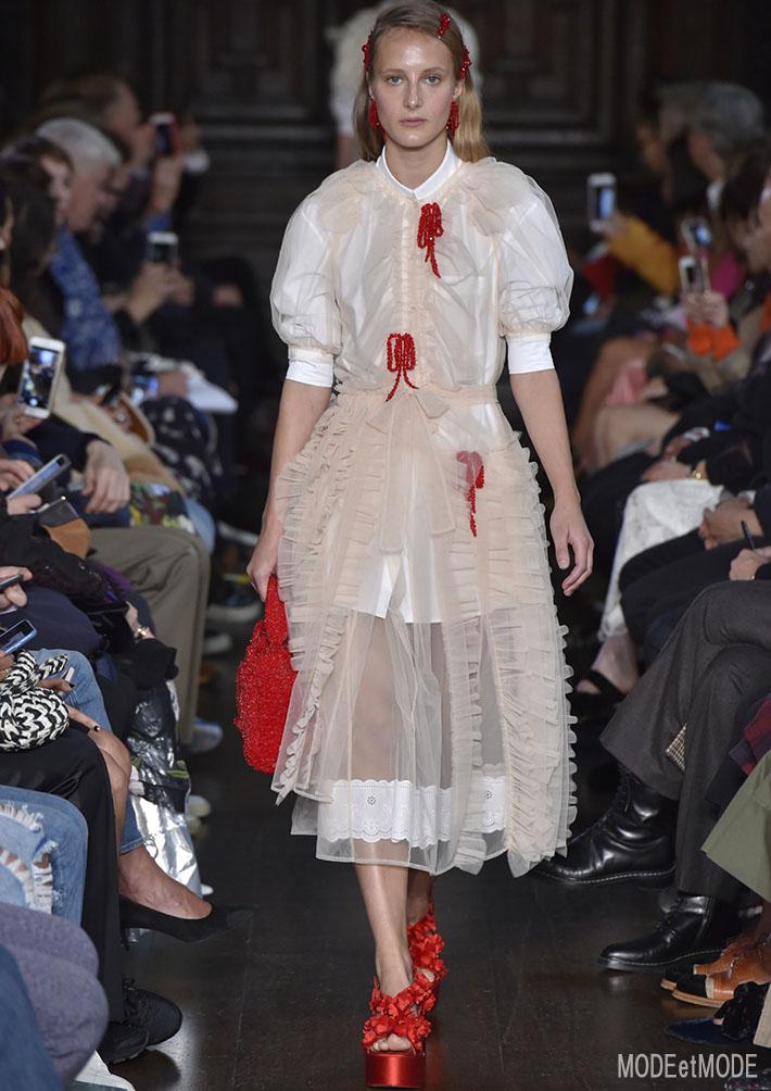 SIMONE_ROCHA_ss18_033