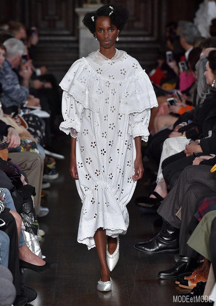 SIMONE_ROCHA_ss18_037
