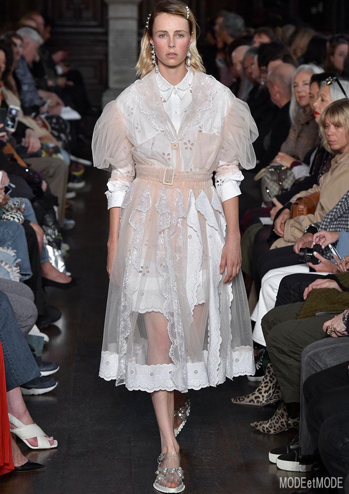 SIMONE_ROCHA_ss18_040