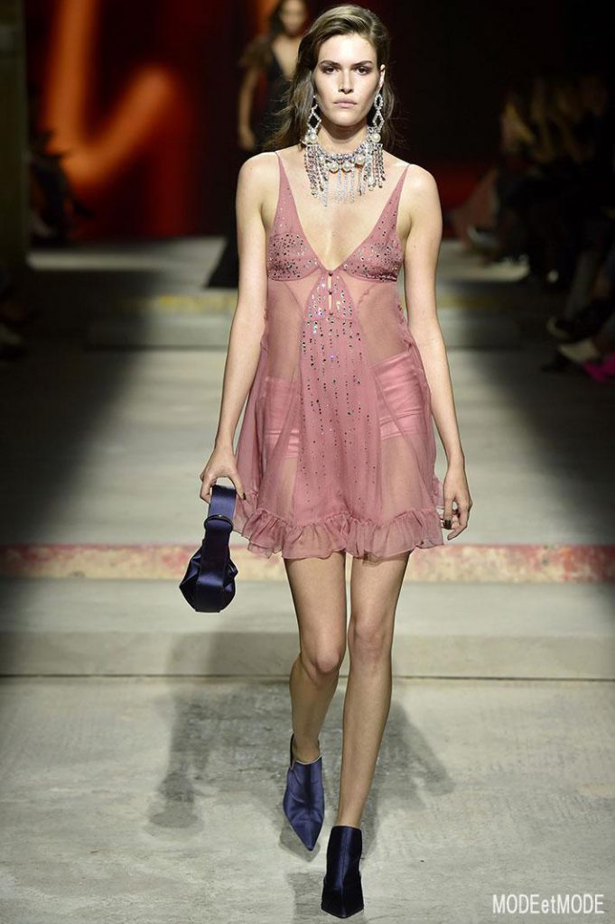 TOPSHOP_ss18_037