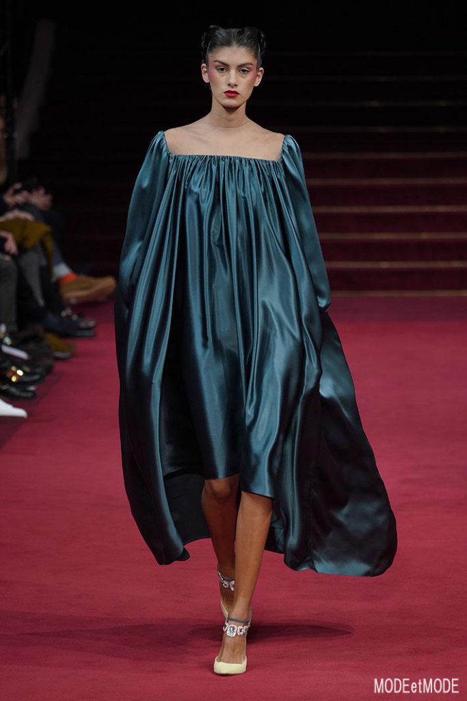alexis_mabille_ss18hc_022
