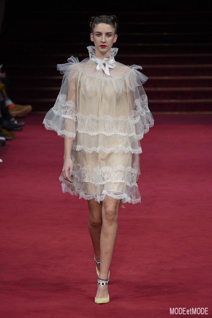 alexis_mabille_ss18hc_037