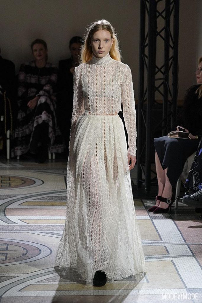 giambattista-valli_ss18hc_010
