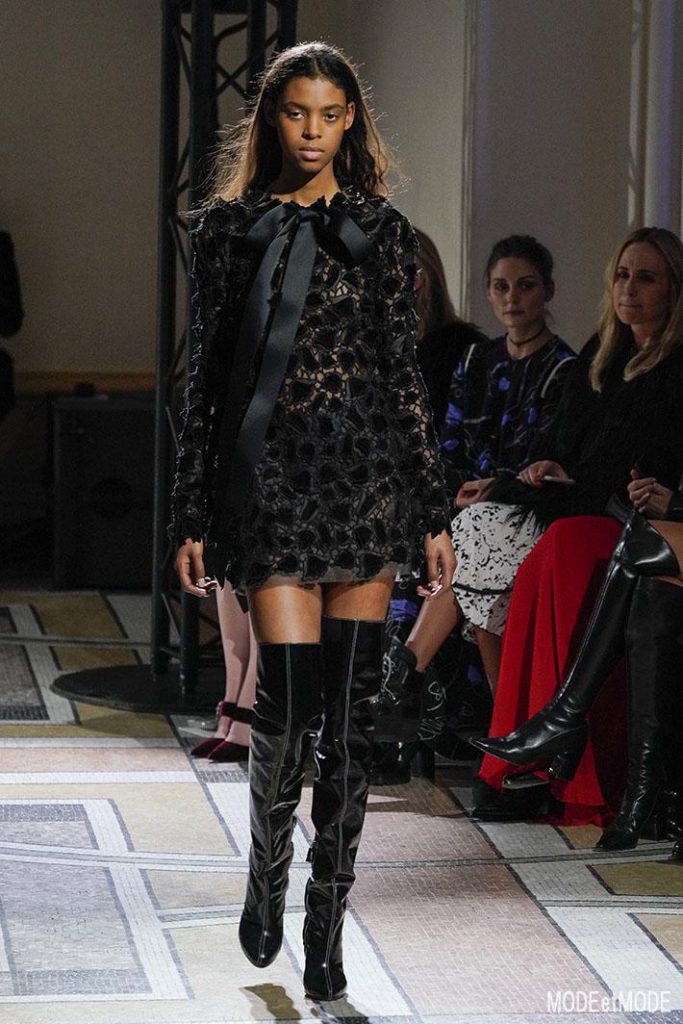 giambattista-valli_ss18hc_011