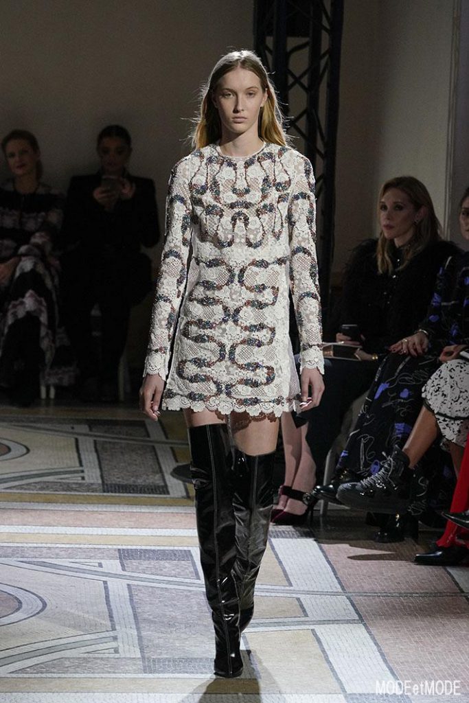 giambattista-valli_ss18hc_018